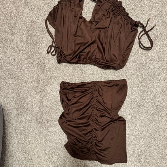 Two Piece Brown Set - Picture 4 of 7